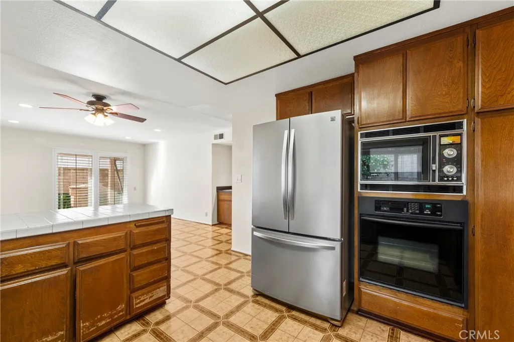 846 Mooncrest Circle, Brea, California 92821 home-pic-8