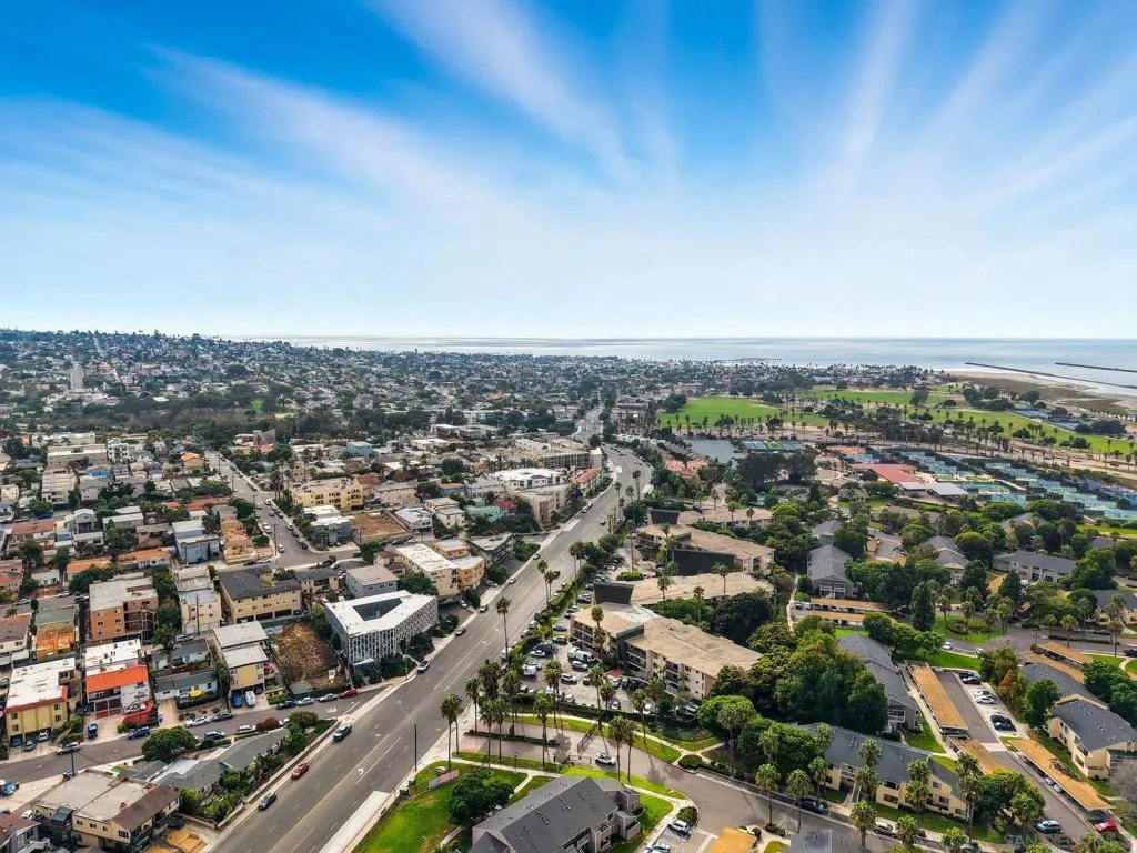4444 W Point Loma Blvd 45, San Diego, California 92107 home-pic-33