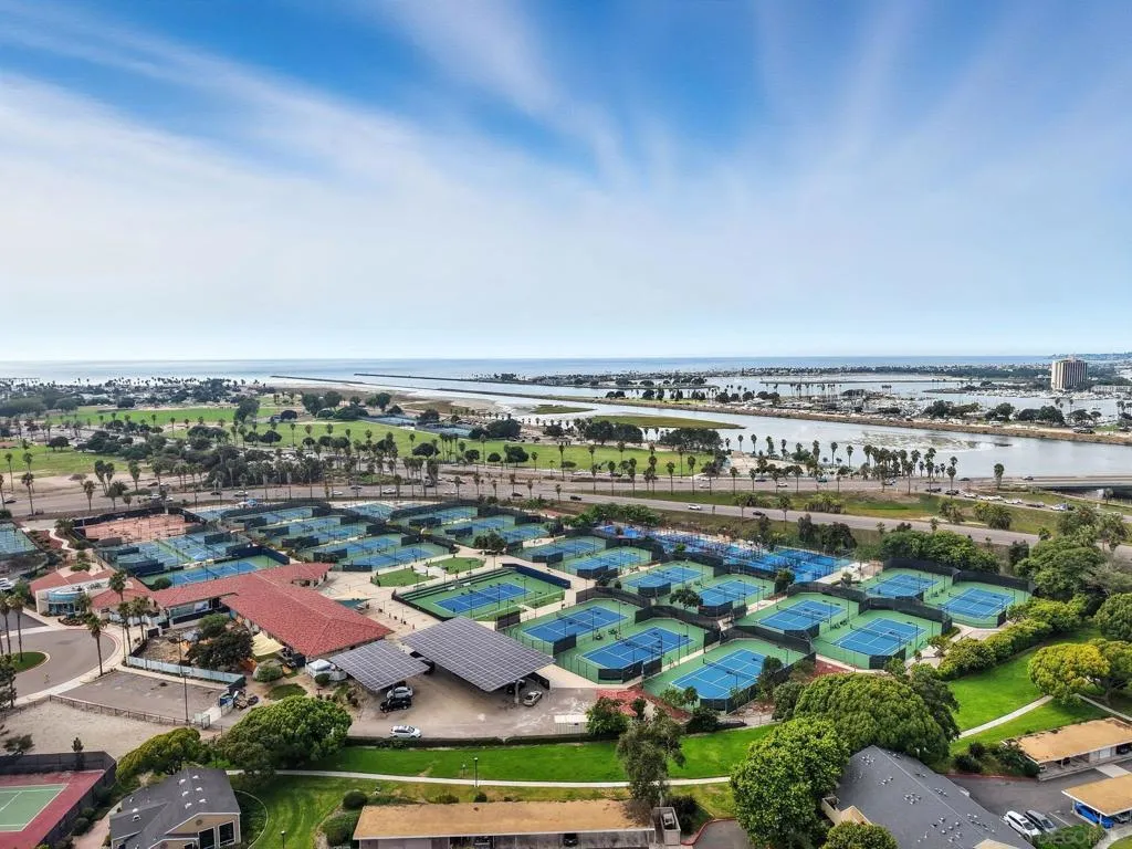 4444 W Point Loma Blvd 45, San Diego, California 92107 home-pic-32