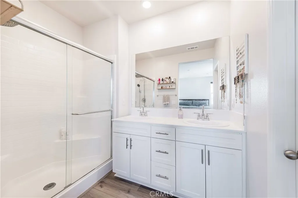 40709 Melrose Drive, Temecula, California 92591 home-pic-20