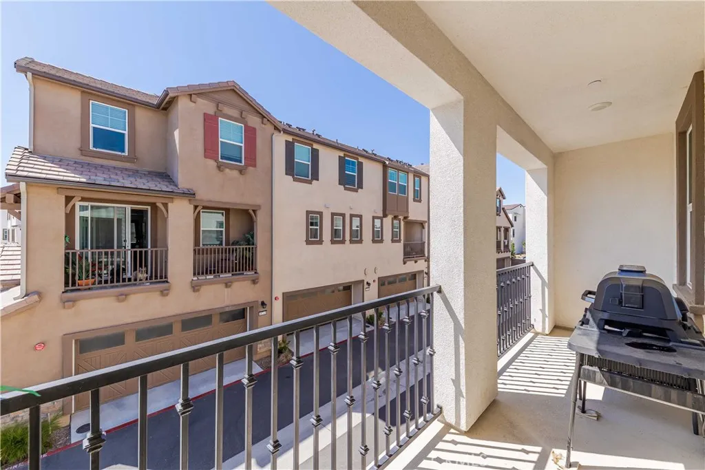 40709 Melrose Drive, Temecula, California 92591 home-pic-25