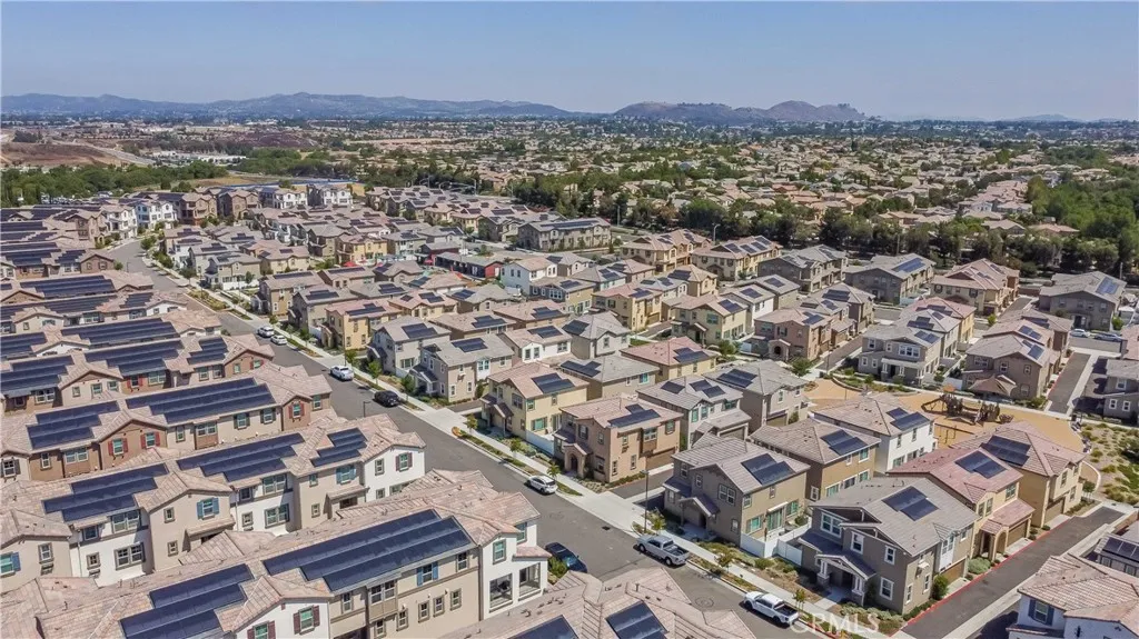 40709 Melrose Drive, Temecula, California 92591 home-pic-37