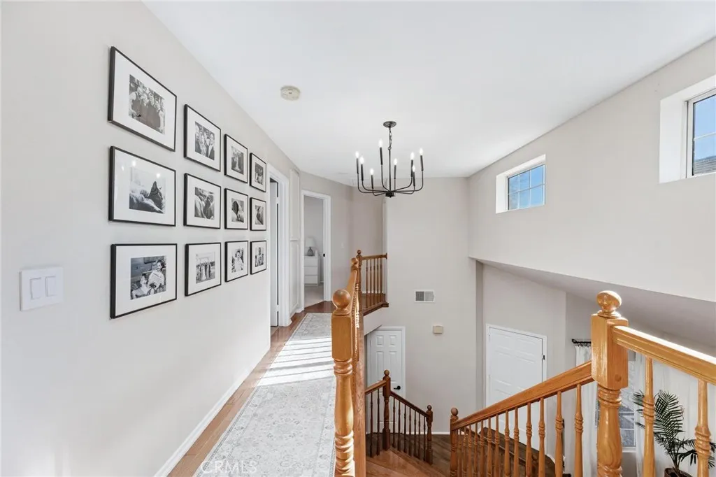 28205 Stonington Lane, Saugus, California 91350 home-pic-41