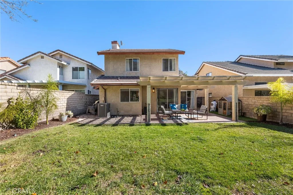 28205 Stonington Lane, Saugus, California 91350 home-pic-47
