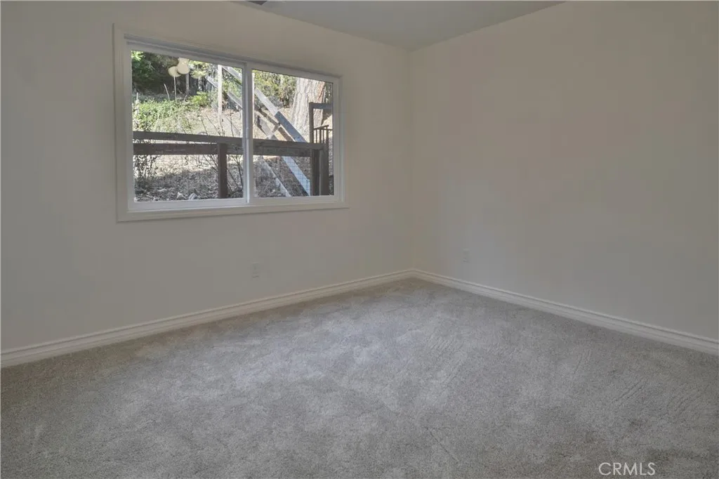 27162 State Highway 189, Blue Jay, California 92317 home-pic-14