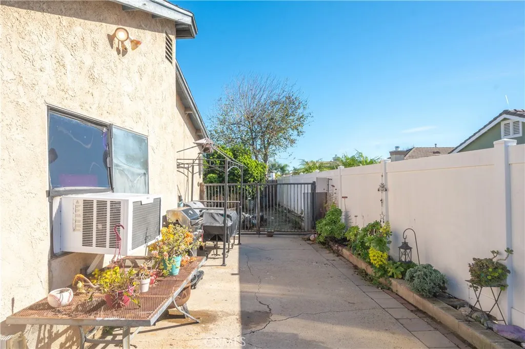 5963 Rosario Street, Chino, California 91710 home-pic-25