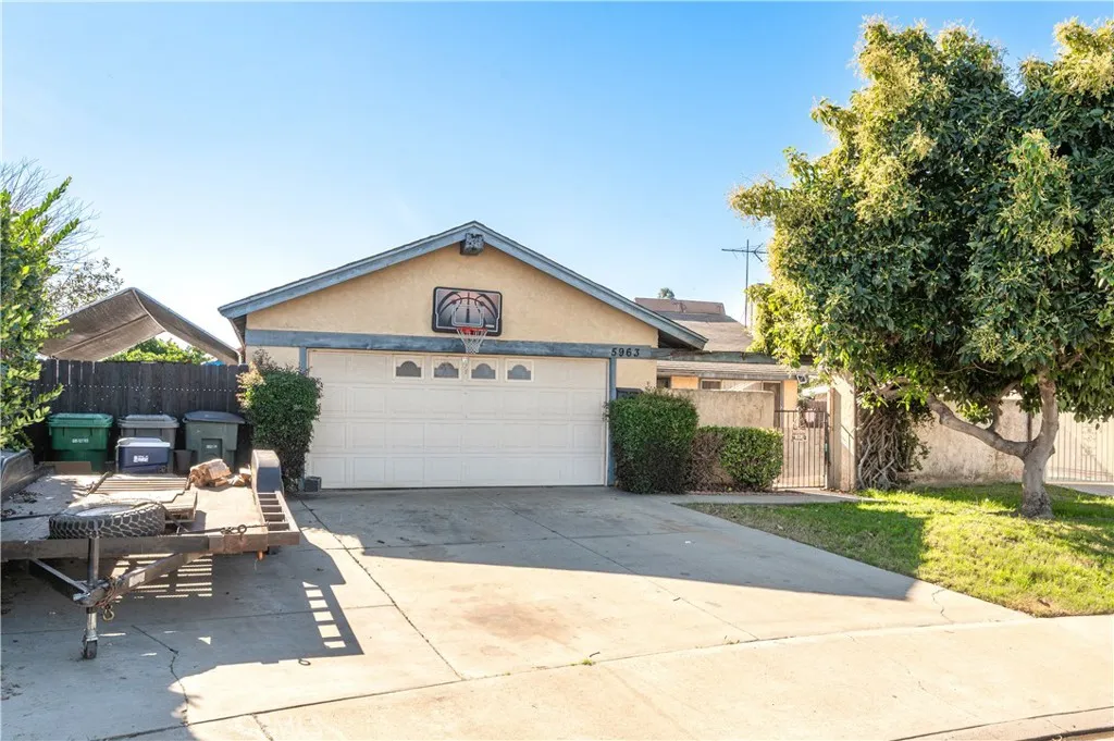 5963 Rosario Street, Chino, California 91710 home-pic-2