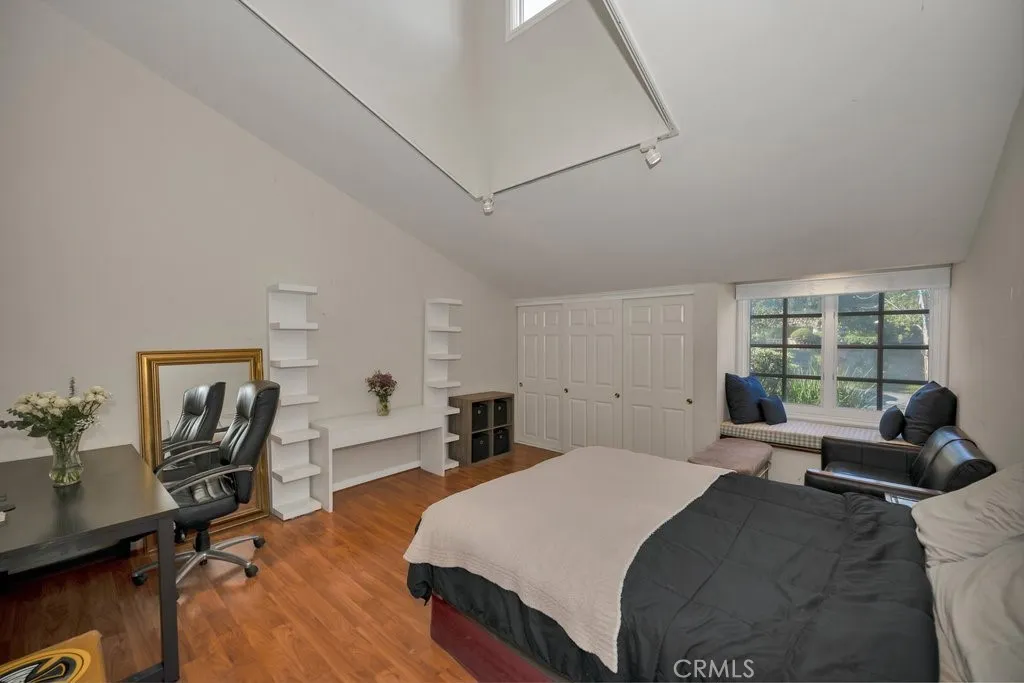 5504 Donna Avenue, Tarzana, California 91356 home-pic-18