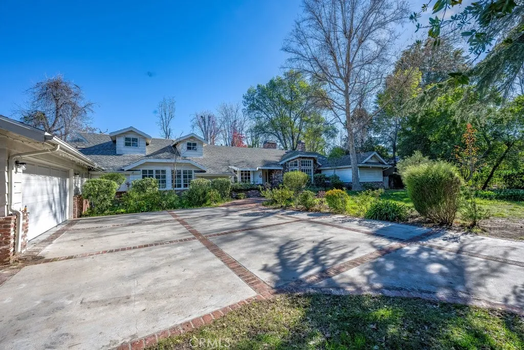 5504 Donna Avenue, Tarzana, California 91356 home-pic-1