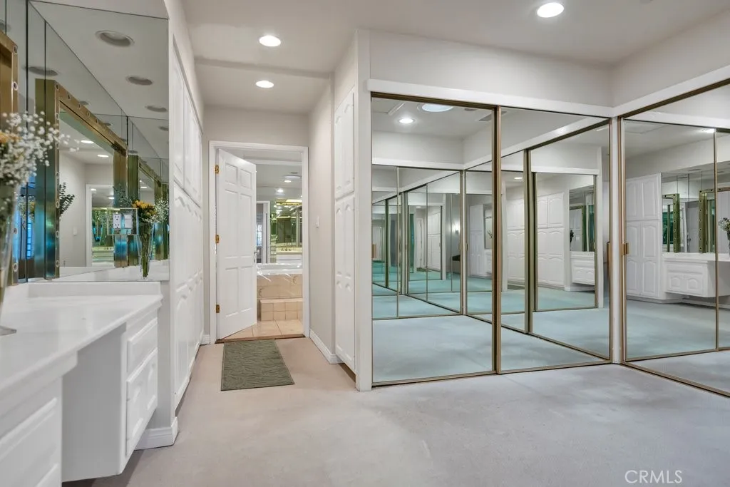 5504 Donna Avenue, Tarzana, California 91356 home-pic-14