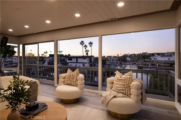 613 36Th St, Newport Beach 92663 Newport Lido Peninsula