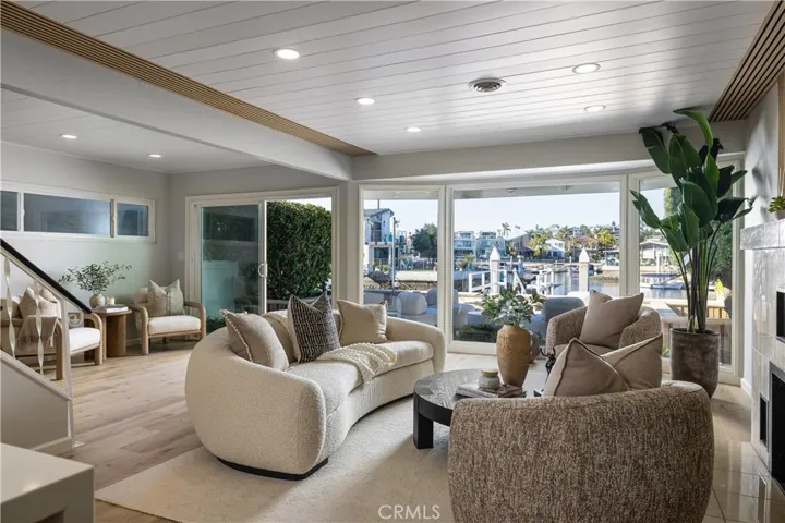 613 36Th St, Newport Beach 92663 Newport Lido Peninsula