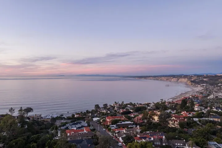 1642 Valdes Dr., La Jolla, California 92037