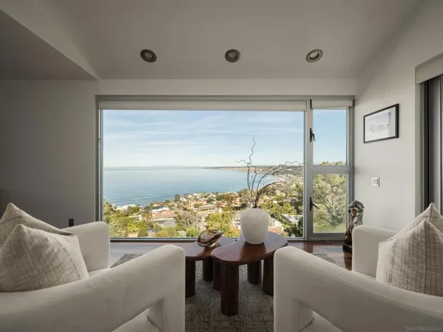 1642 Valdes Dr., La Jolla, California 92037