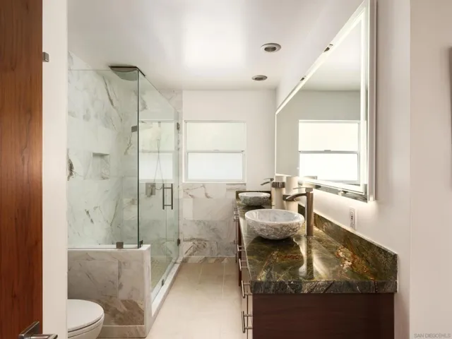 1642 Valdes Dr., La Jolla, California 92037