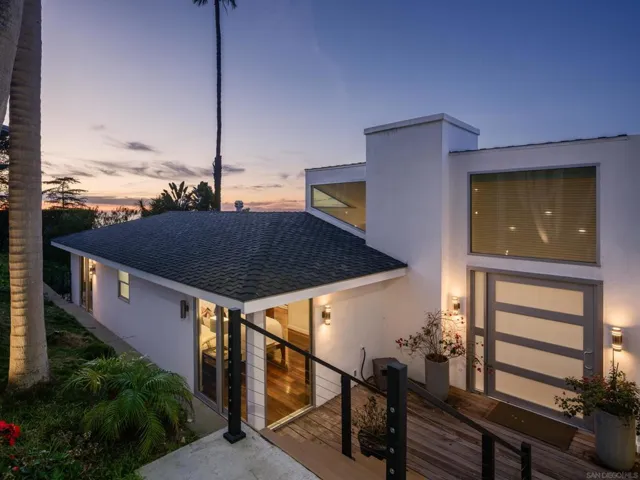 1642 Valdes Dr., La Jolla, California 92037