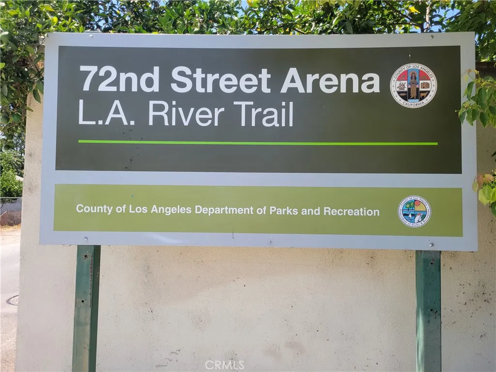 Ride Out access to horse arena park & river trail