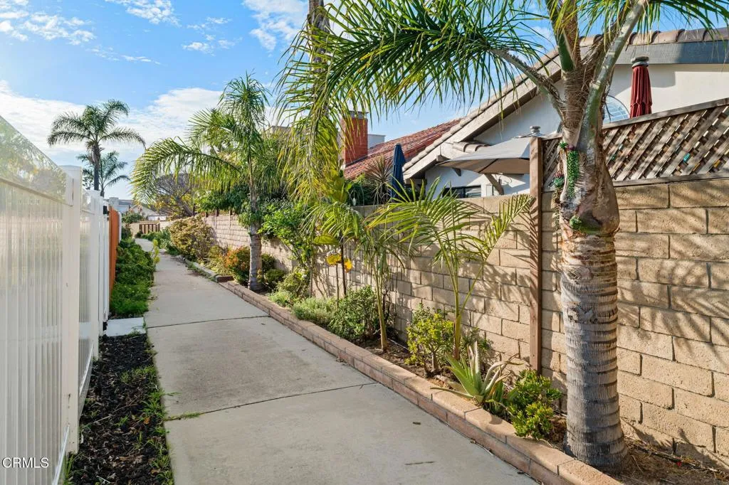 5120 Terramar Way, Oxnard, California 93035 home-pic-46