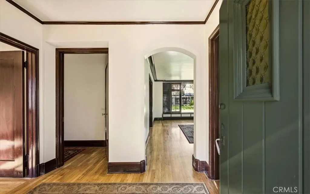 489 W 6th, Claremont, California 91711 home-pic-6
