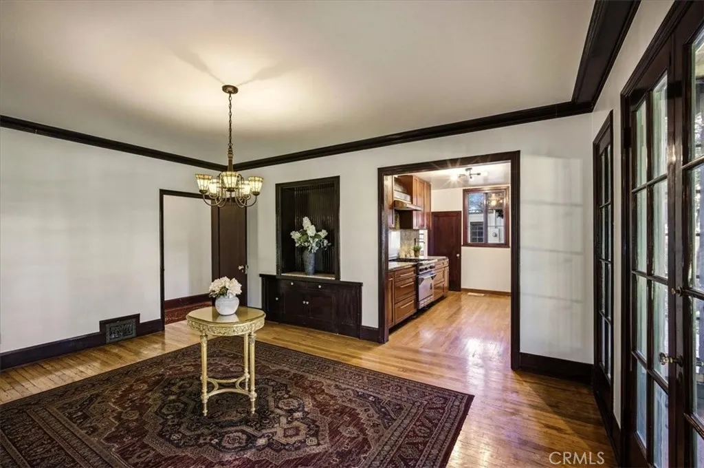 489 W 6th, Claremont, California 91711 home-pic-19