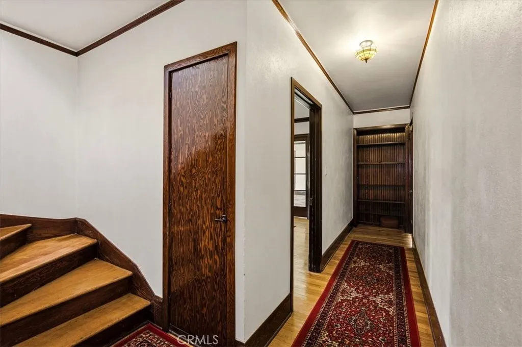 489 W 6th, Claremont, California 91711 home-pic-26