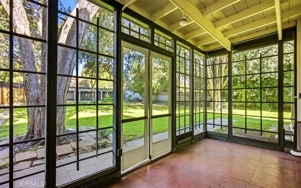 489 W 6th, Claremont, California 91711 home-pic-16