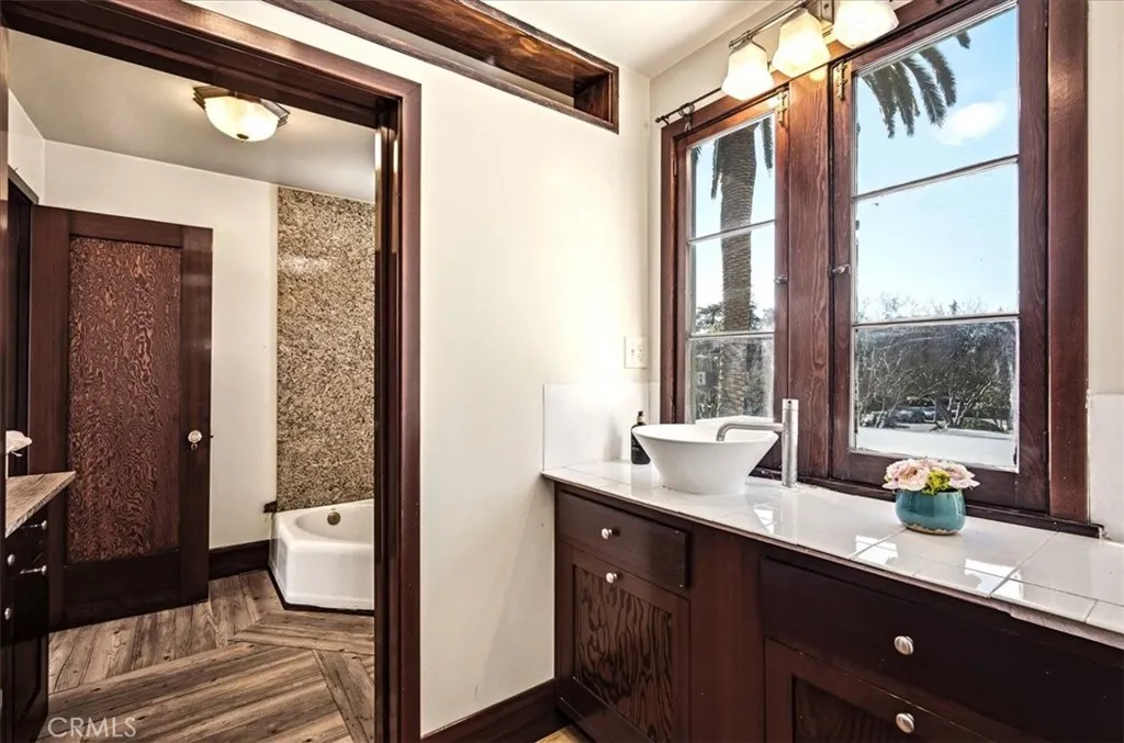 489 W 6th, Claremont, California 91711 home-pic-47