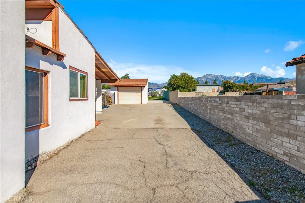 1885 W 9th, Upland, California 91786 home-pic-6