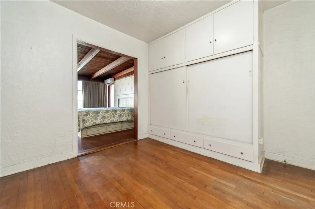 1885 W 9th, Upland, California 91786 home-pic-27