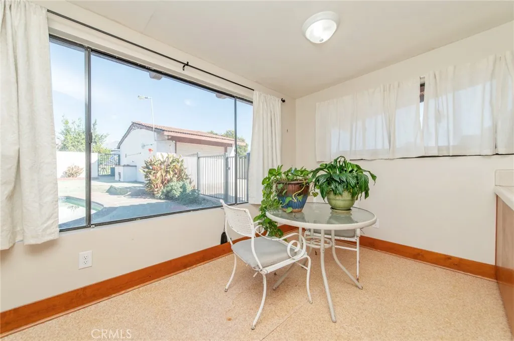 1885 W 9th, Upland, California 91786 home-pic-17