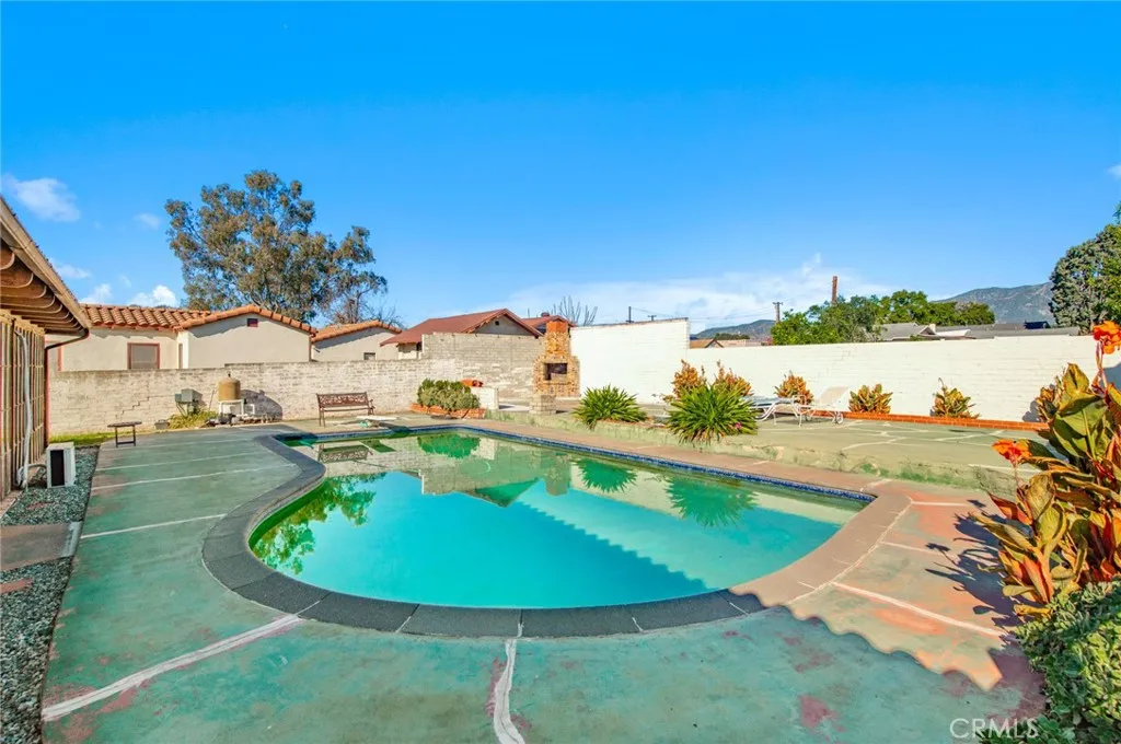 1885 W 9th, Upland, California 91786 home-pic-34