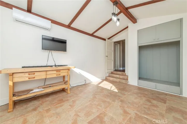 1885 W 9th, Upland, California 91786