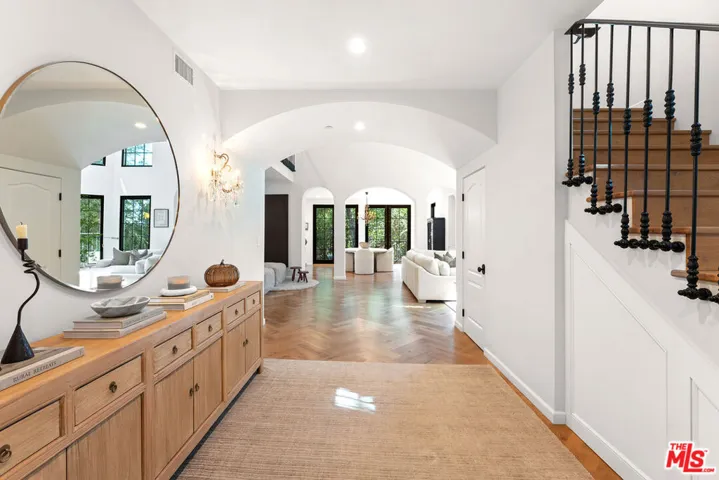 3764 Berry Drive, Studio City, California 91604