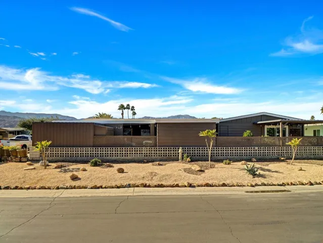 04-73150 Adobe Springs Dr-4