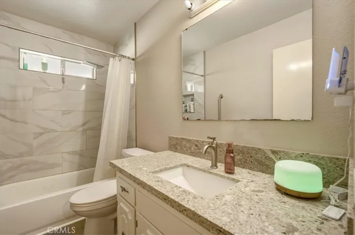 4363 Santee, Riverside, California 92504