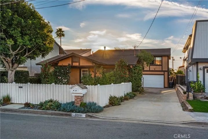 Welcome to 3209 Clay, a nicely upgraded triplex in Newport Heights