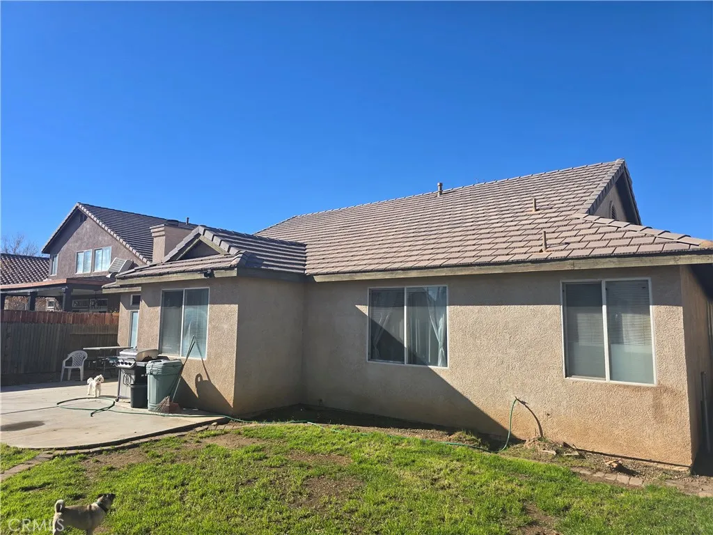 13049 Nelliebell Drive, Victorville, California 92392 home-pic-26