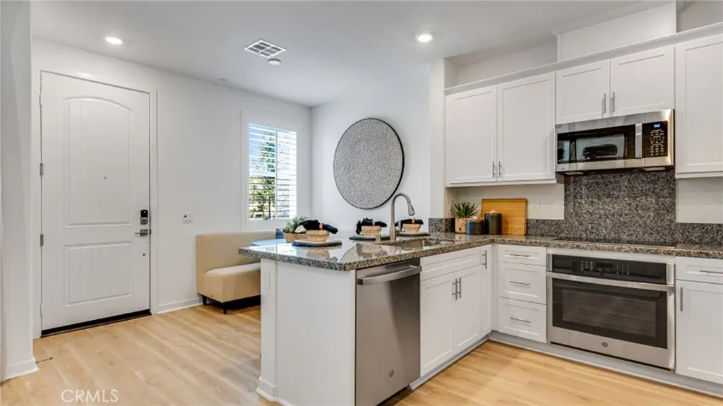 4273 S Gasly Paseo, Ontario, California 91762 home-pic-2