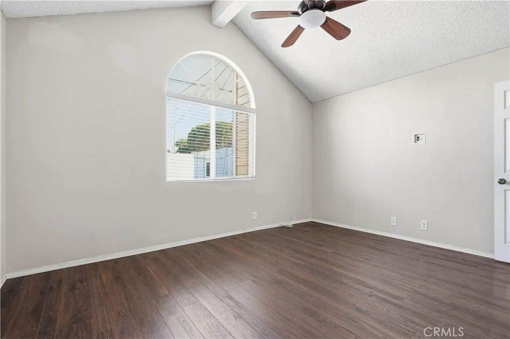 9826 California, South Gate, California 90280 home-pic-14