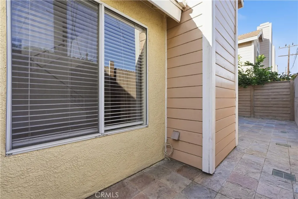 9826 California, South Gate, California 90280 home-pic-26