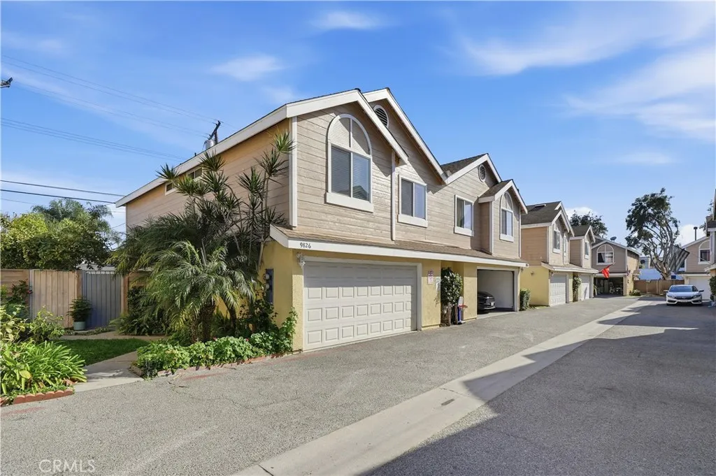 9826 California, South Gate, California 90280 home-pic-1