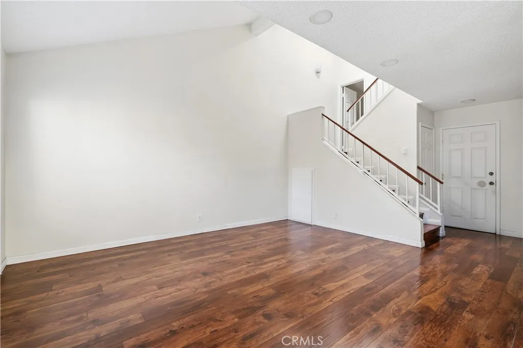 9826 California, South Gate, California 90280 home-pic-21