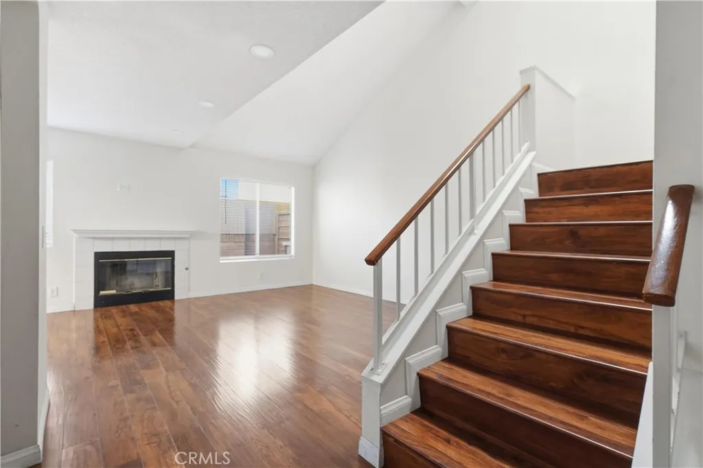 9826 California, South Gate, California 90280 home-pic-17