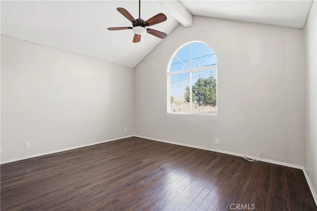 9826 California, South Gate, California 90280 home-pic-12