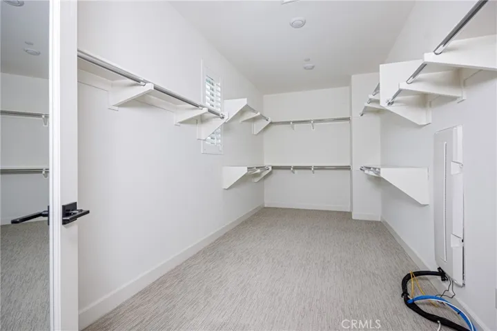 Walk-in closet