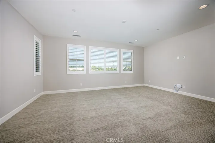 2017 Picasso, Santa Ana, California 92704