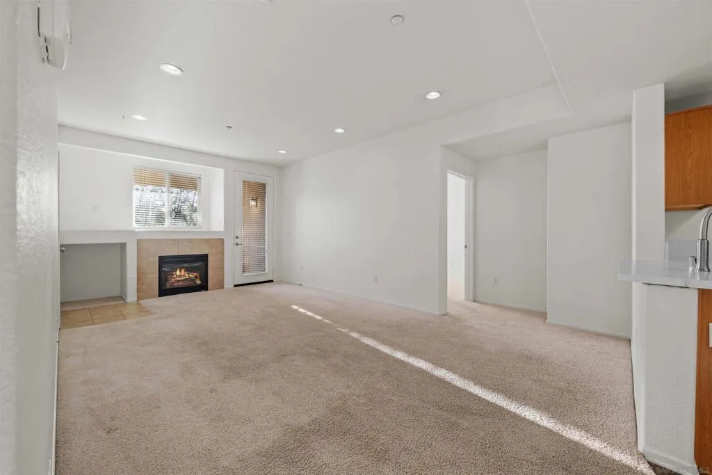 41410 Juniper St. 123, Murrieta, California 92562 home-pic-4