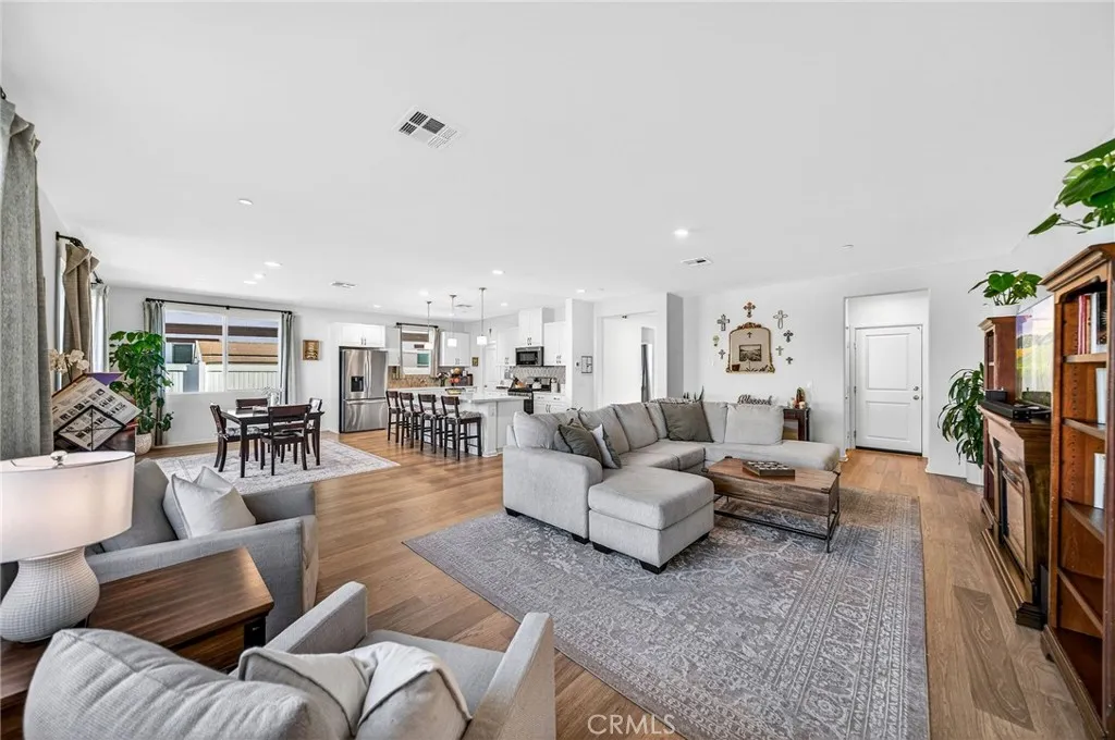 36316 Beacon Light Way, Wildomar, California 92595 home-pic-10