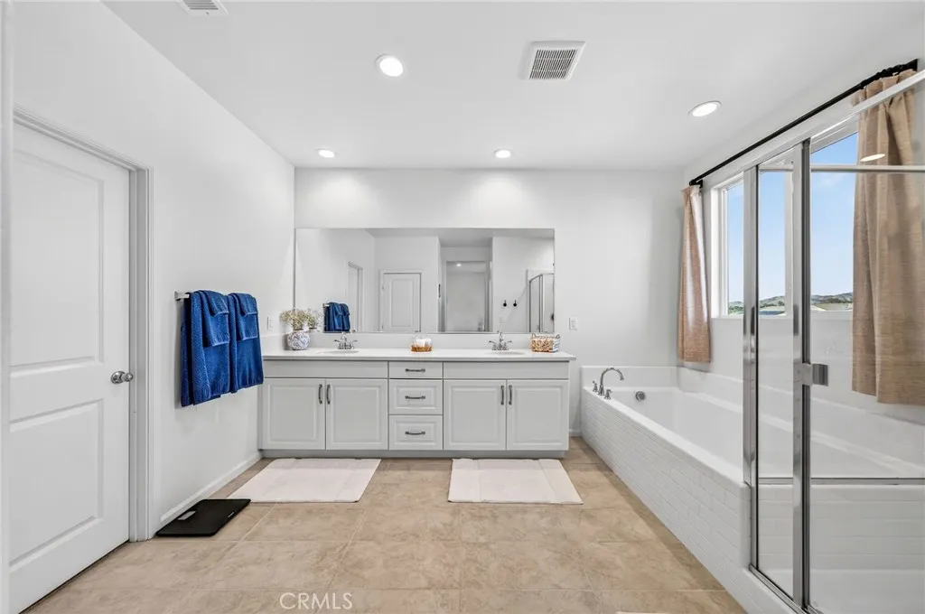 36316 Beacon Light Way, Wildomar, California 92595 home-pic-44