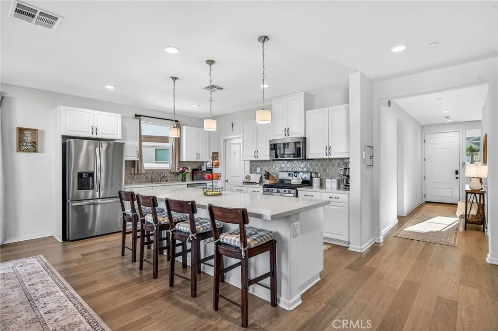 36316 Beacon Light Way, Wildomar, California 92595 home-pic-18